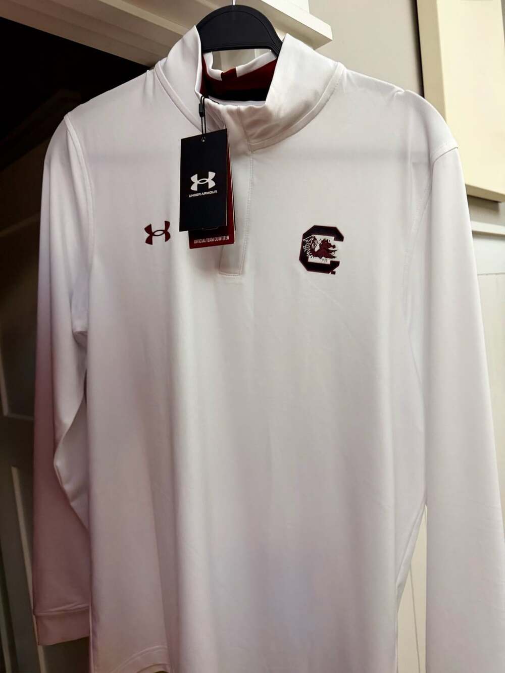 Under Armour South Carolina Gamecocks 1/4 Zip Pullover Size Small White NWT